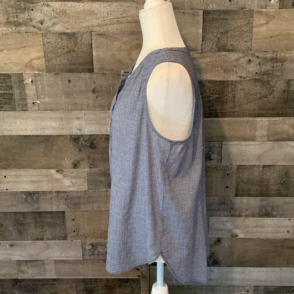 Loft Sleeveless Button Front Preppy Top - Picture 4 of 16